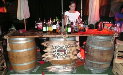 pirate barrel bar