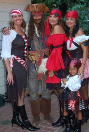 PICTURE OF A PIRATE PARTY