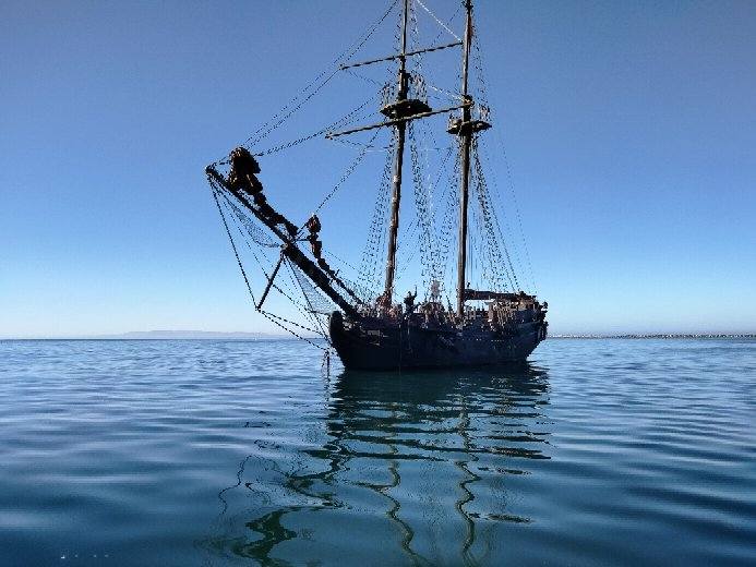 pirate ship for rent